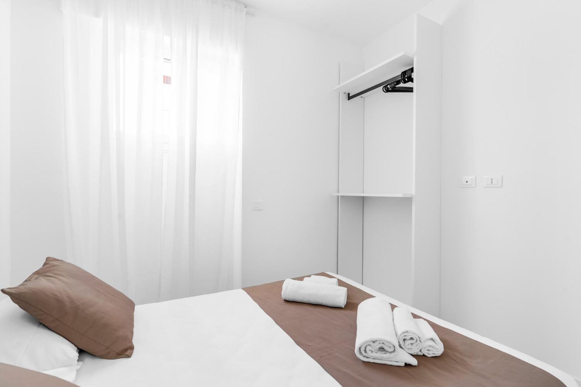 Mi Casa - Appartamento In Ponte Nuovo Milan Bagian luar foto