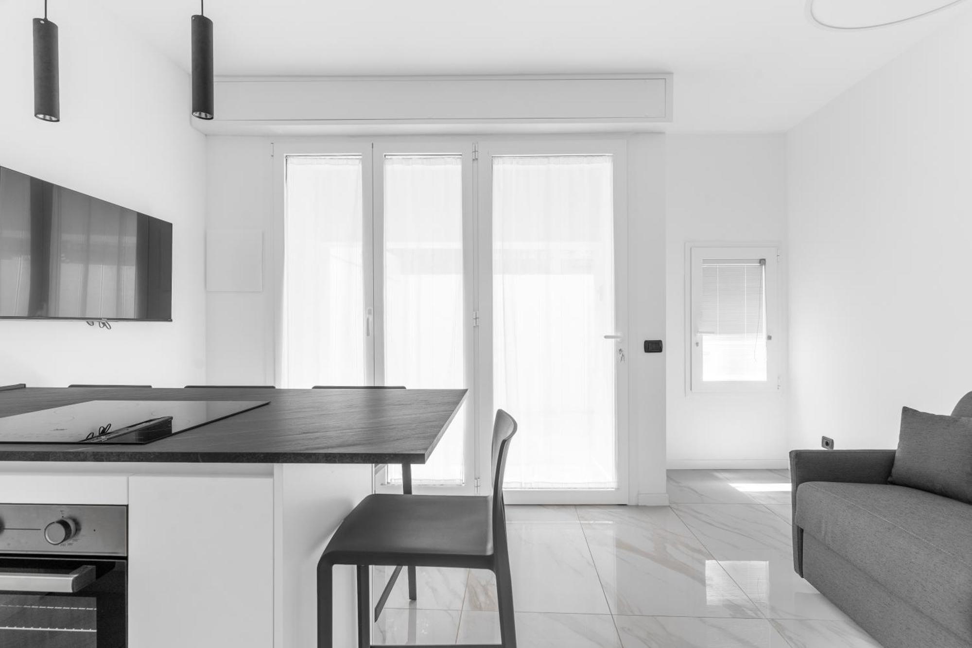 Mi Casa - Appartamento In Ponte Nuovo Milan Bagian luar foto