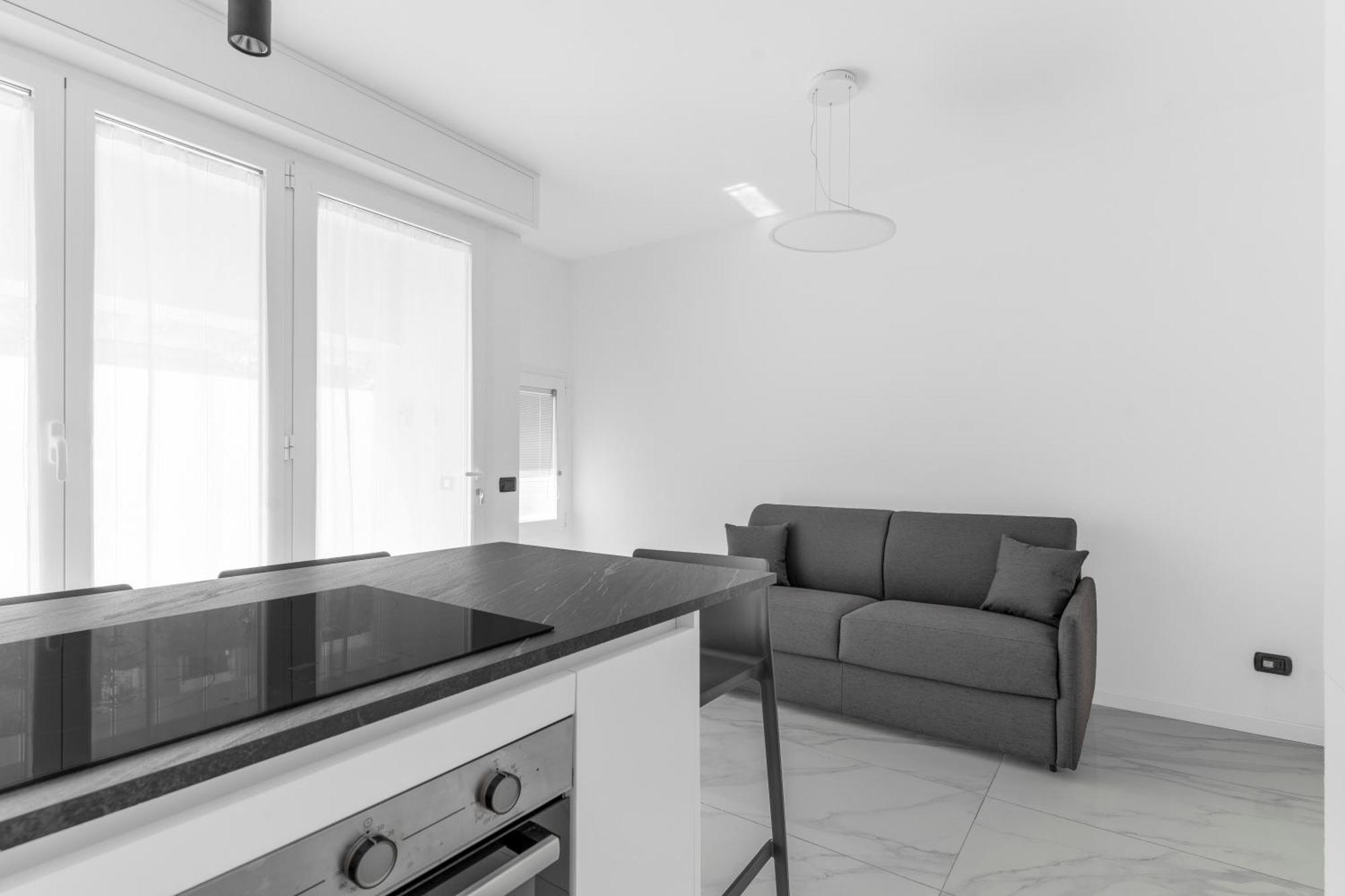 Mi Casa - Appartamento In Ponte Nuovo Milan Bagian luar foto