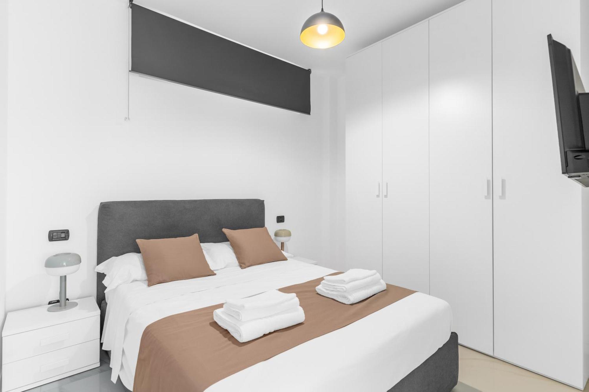 Mi Casa - Appartamento In Ponte Nuovo Milan Bagian luar foto