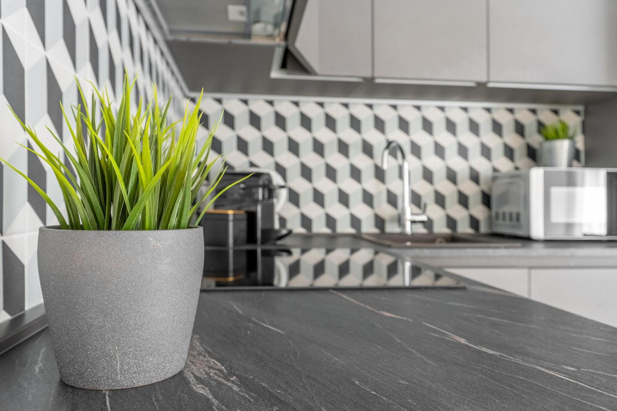 Mi Casa - Appartamento In Ponte Nuovo Milan Bagian luar foto