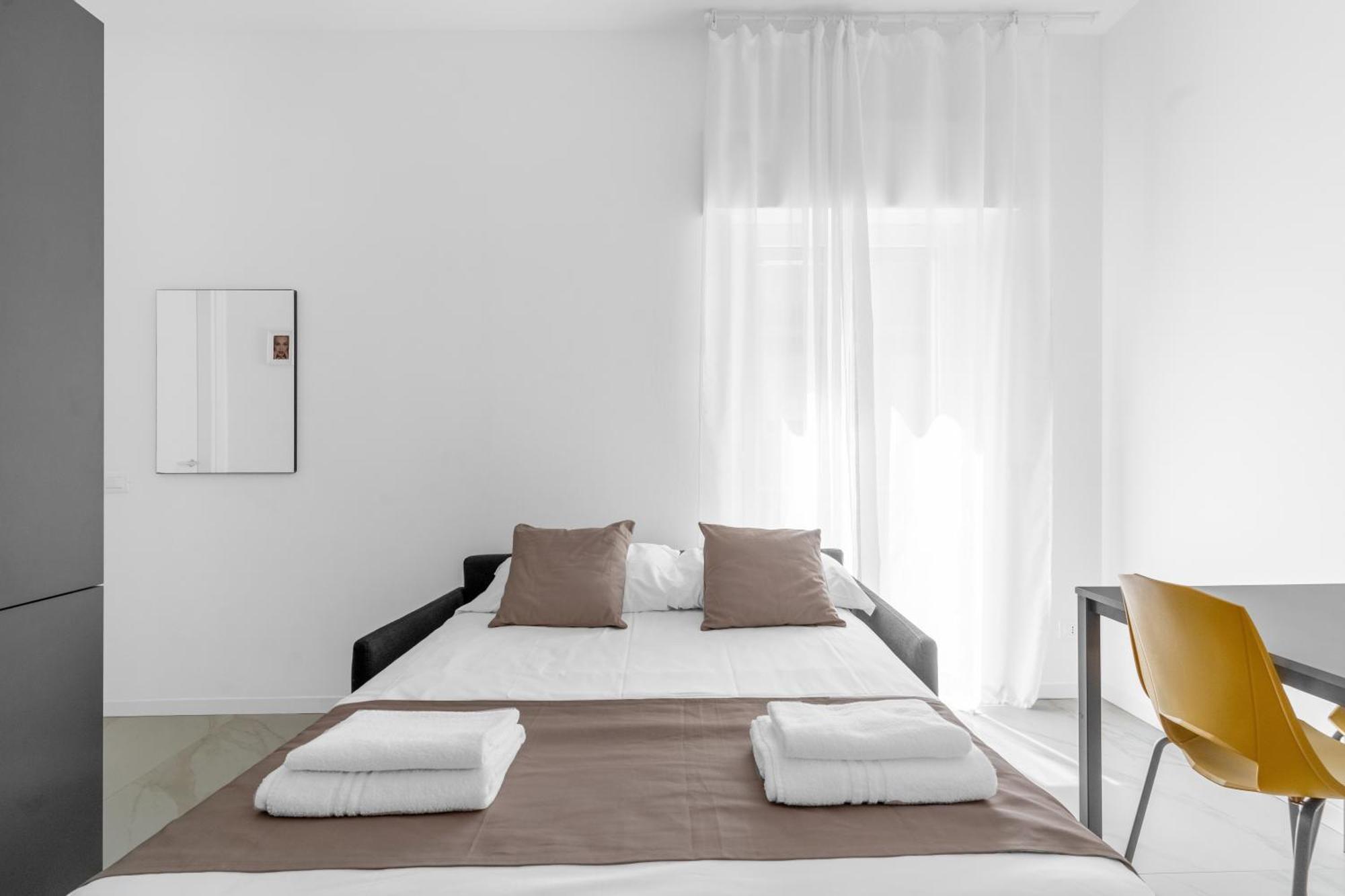 Mi Casa - Appartamento In Ponte Nuovo Milan Bagian luar foto