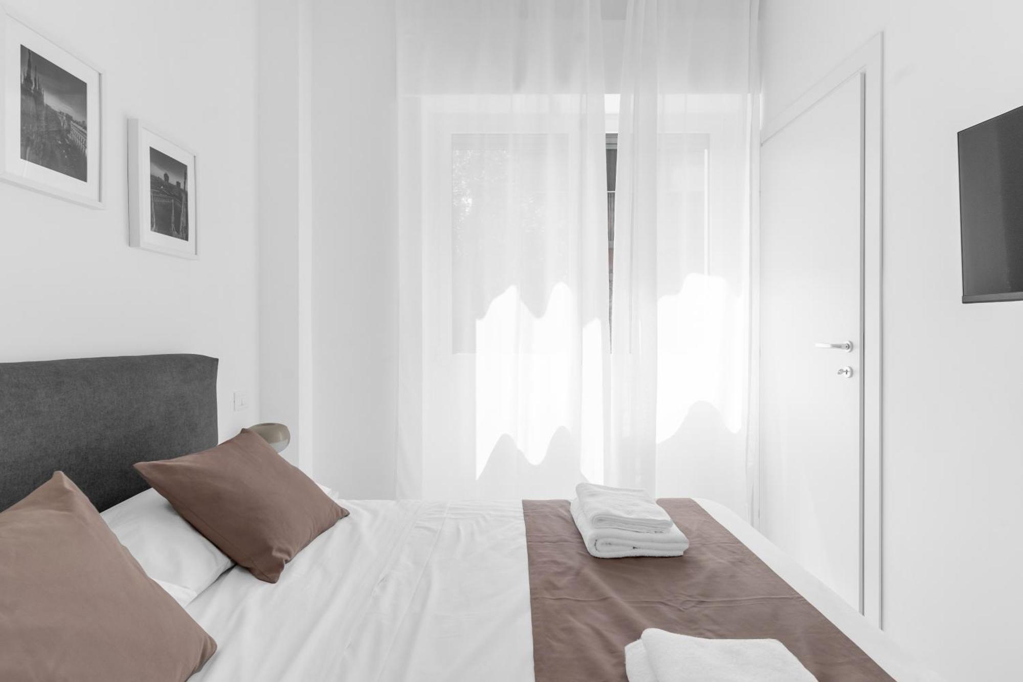 Mi Casa - Appartamento In Ponte Nuovo Milan Bagian luar foto